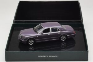 Bentley Arnage T Grey Violet Minichamps 1:43 BL384 Druckguss — Bild 4 von 4