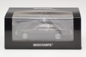Bentley Continental T Schwarz Minichamps 1:43 436139941 Druckguss — Bild 4 von 4