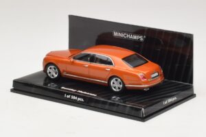 Bentley Mulsanne Orange Metallic Minichamps 1:43 436139902 Druckguss — Bild 3 von 4