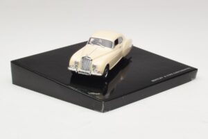 Bentley R-Type Continental Elfenbein Minichamps 1:43 BL426 Druckguss — Bild 2 von 4