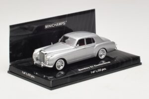 Bentley S1 Continental Silber Minichamps 1:43 436139552 Druckguss — Bild 2 von 4