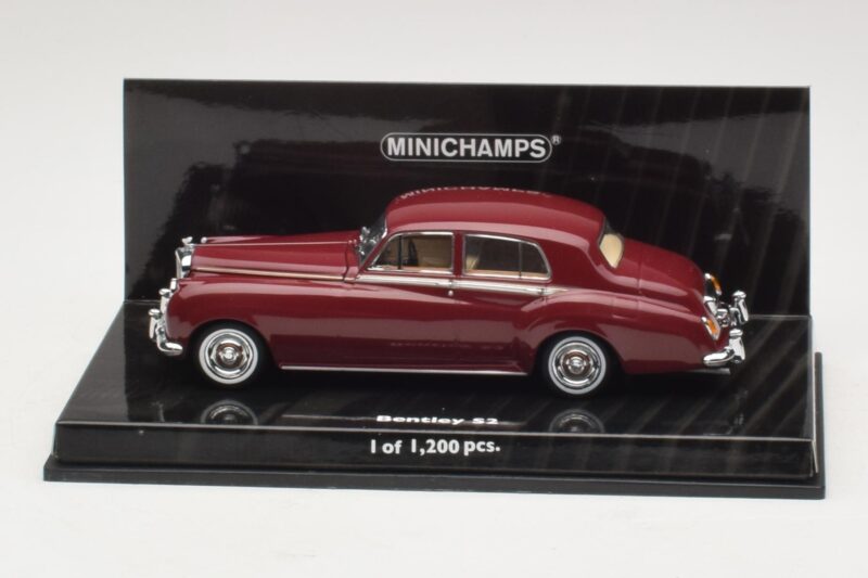 Bentley S2 Standard Saloon Rot Minichamps 1:43 Bentley S2 Standard Saloon Rot Minichamps 1:43 436139951-O1 Druckguss