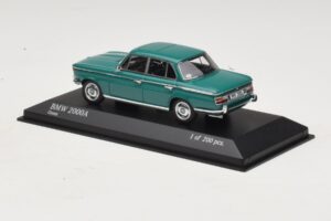 BMW 2000A Grün Minichamps 1:43 437023001 Druckguss — Bild 3 von 4
