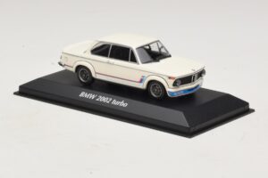 BMW 2002 Turbo Weiß Maxichamps 1:43 940022201 Druckguss — Bild 3 von 4