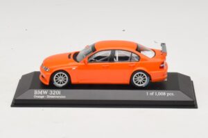 BMW 320i E46 Straßenversion Orange Minichamps 1:43 400052400 Druckguss