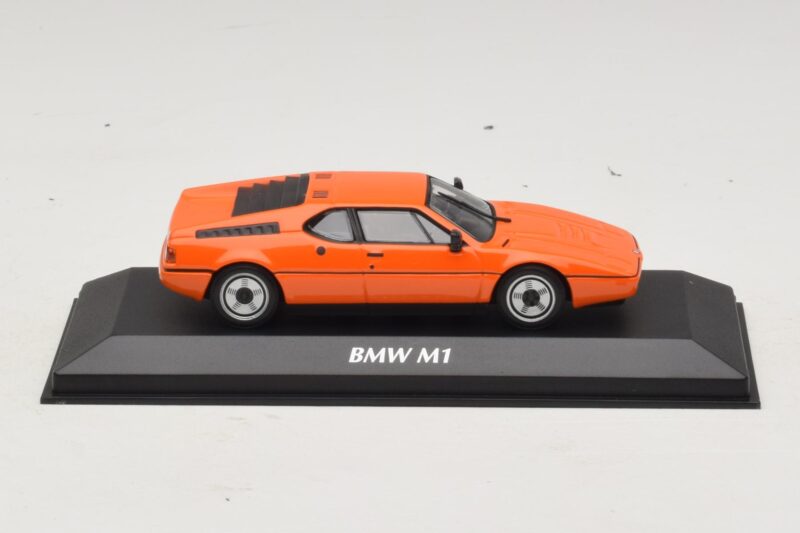 BMW M1 Orange Maxichamps 1:43 BMW M1 Orange Maxichamps 1:43 940025020 Druckguss