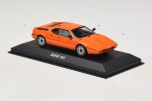 BMW M1 Orange Maxichamps 1:43 940025020 Druckguss — Bild 3 von 4