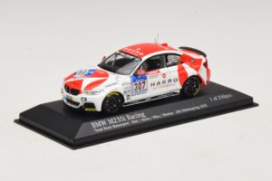 BMW M235i Bong Motorsport #307 Nett / Akata 24 Hours of Nurburgring 2015 Minichamps 1:43 437152507 Druckguss — Bild 2 von 4