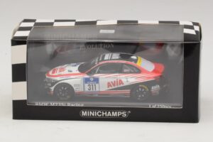 BMW M235i Team Mathol Racing #311 Scherfeld / Duve 24 Hours of Nurburgring 2015 Minichamps 1:43 437152511 Druckguss — Bild 4 von 4