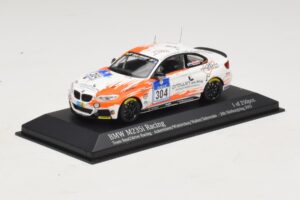 BMW M235i Team Rent2drive #304 Ackermann / Wishkirchen 24 Hours of Nurburgring 2015 Minichamps 1:43 437152504 Druckguss — Bild 2 von 4
