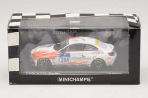 BMW M235i Team Rent2drive #304 Ackermann / Wishkirchen 24 Hours of Nurburgring 2015 Minichamps 1:43 437152504 Druckguss — Bild 4 von 4