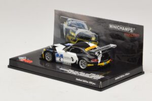 BMW Z4 GT3 Need for Speed Team #4 Hartung / Viebahn 24 Hours of Nürburgring 2011 Minichamps 1:43 437112904 Druckguss — Bild 3 von 5