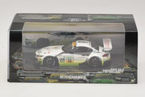 BMW Z4 GT3 Westcoast Racing #52 F. Lestrup ADAC GT Masters 2011 Minichamps 1:43 437112952 Druckguss — Bild 5 von 5