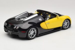 Bugatti Veyron Grand Sport Black Lemon Minichamps 1:18 100110831 Druckguss — Bild 3 von 8