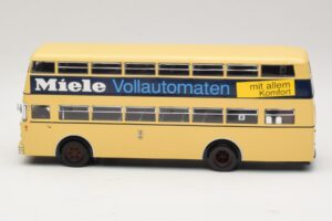 Bussing D2U Heckturen Miele Minichamps 1:43 439071086 Druckguss — Bild 3 von 6