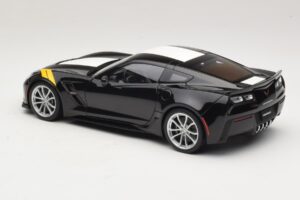 Chevrolet Corvette C7 Grand Sport Schwarz mit Weißen Streifen AUTOart 1:18 71273 Komposit — Bild 7 von 8