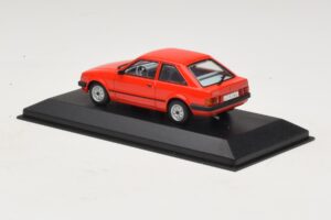 Ford Escort Mk3 3-Türer Rot Minichamps 1:43 400085000 Druckguss — Bild 3 von 4