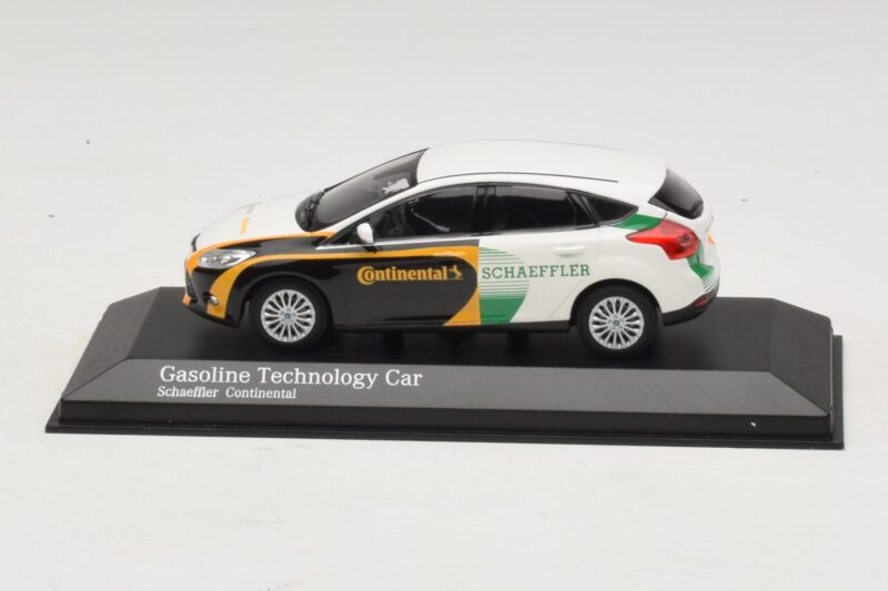 Ford Focus Benzin-Technologiefahrzeug Continental Schaeffler Minichamps 1:43 Ford Focus Benzin-Technologiefahrzeug Continental Schaeffler Minichamps 1:43 AB65A Druckguss