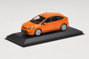 Ford Focus ST Mk2 Electric Orange Ersatzverpackung Minichamps 1:43 400087302-R1 Druckguss — Bild 2 von 4
