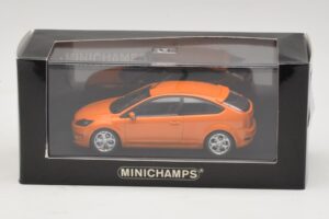 Ford Focus ST Mk2 Electric Orange Ersatzverpackung Minichamps 1:43 400087302-R1 Druckguss — Bild 4 von 4
