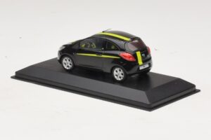 Ford Ka Mk2 Schwarz Gelb Minichamps 1:43 400088200 Druckguss — Bild 4 von 5
