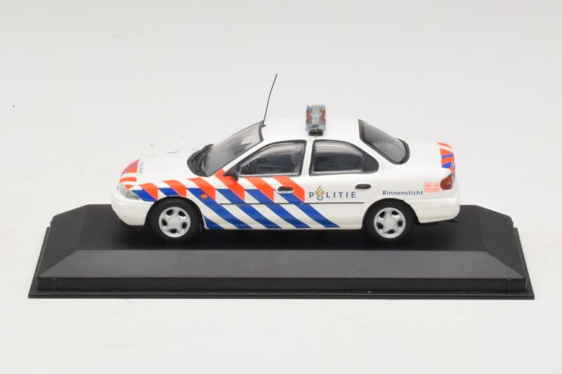 Ford Mondeo Mk1 Limousine Polizei Minichamps 1:43 433082091 Druckguss