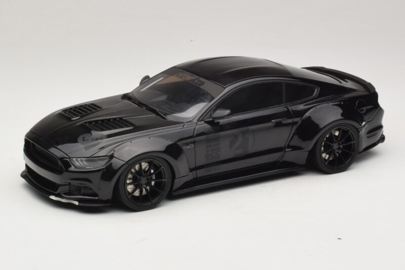 Ford Mustang GT Toshi Schwarz GT Spirit 1:18 GT061 Resin