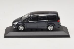 Ford S-Max Dark Grey Metallic Minichamps 1:43 400085400-P1 Druckguss