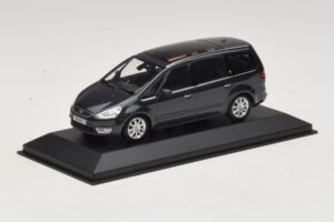 Ford S-Max Dark Grey Metallic Minichamps 1:43 400085400-P1 Druckguss — Bild 2 von 4