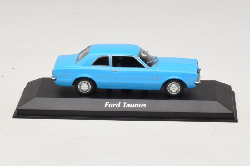Ford Taunus TC Coupé Hellblau Maxichamps 1:43 Ford Taunus TC Coupé Hellblau Maxichamps 1:43 940081301 Druckguss