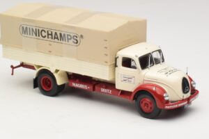 Magirus-Deutz S 7500 Jupiter Pritschenwagen Weiß Rot Minichamps 1:43 439141022 Druckguss — Bild 4 von 6