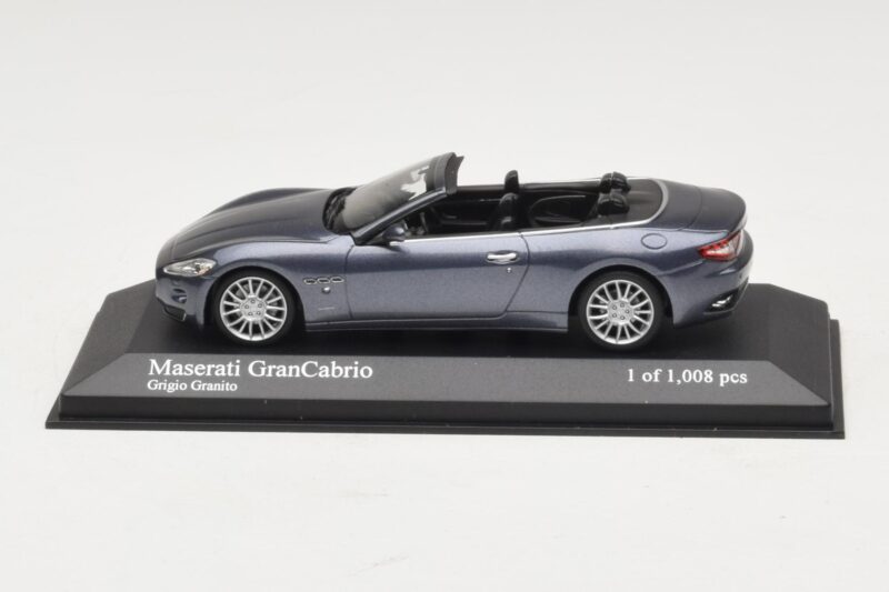Maserati GranCabrio Grau Metallic Minichamps 1:43 Maserati GranCabrio Grau Metallic Minichamps 1:43 400123931 Druckguss