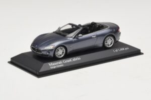 Maserati GranCabrio Grau Metallic Minichamps 1:43 400123931 Druckguss — Bild 2 von 4