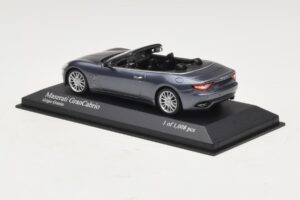 Maserati GranCabrio Grau Metallic Minichamps 1:43 400123931 Druckguss — Bild 3 von 4