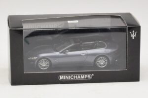 Maserati GranCabrio Grau Metallic Minichamps 1:43 400123931 Druckguss — Bild 4 von 4