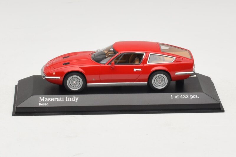 Maserati Indy Rot Minichamps 1:43 Maserati Indy Rot Minichamps 1:43 437123120 Druckguss
