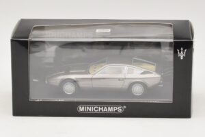 Maserati Khamsin Grey Metallic Minichamps 1:43 437123220 Druckguss — Bild 4 von 4