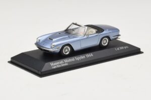 Maserati Mistral Spyder Light Blue Metallic Minichamps 1:43 437123432 Druckguss — Bild 2 von 4