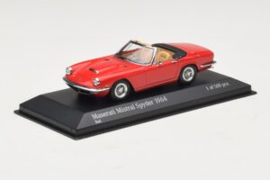 Maserati Mistral Spyder Rot Minichamps 1:43 437123430 Druckguss — Bild 2 von 4
