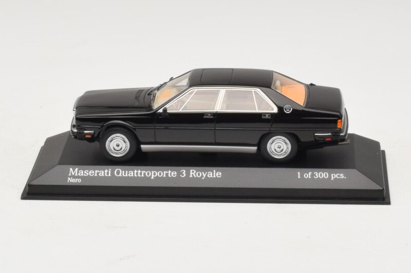 Maserati Quattroporte III Royale Schwarz Minichamps 1:43 Maserati Quattroporte III Royale Schwarz Minichamps 1:43 437123501 Druckguss