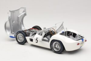 Maserati Tipo 61 #5 S. Moss / D. Gurney Camoradi ADAC 1000km Nurburgring Winner 1960 Minichamps 1:18 100601205 Druckguss — Bild 5 von 8