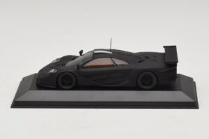 McLaren F1 GTR Longtail Schwarz Matt 1997 Minichamps 1:43 MCLAREN010 Druckguss — Bild 3 von 4