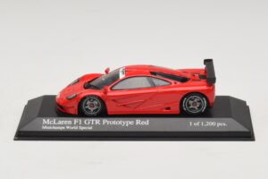 McLaren F1 GTR Prototype World Special Rot Minichamps 1:43 MCLAREN007 Druckguss — Bild 3 von 4