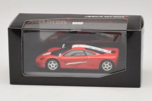 McLaren F1 Rot Mit Weißen Streifen Minichamps 1:43 MCLAREN005 Druckguss — Bild 4 von 4