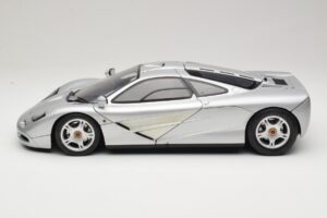 McLaren F1 Silber Minichamps 1:12 530133123 Druckguss — Bild 4 von 8