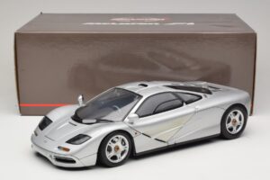 McLaren F1 Silber Minichamps 1:12 530133123 Druckguss — Bild 8 von 8