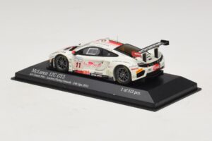 McLaren MP4-12C GT3 #11 Art Grand Prix Leclerc / Parisy 24 Hours of Spa 2013 Minichamps 1:43 437131311 Druckguss — Bild 3 von 4