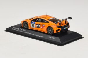 McLaren MP4-12C GT3 #69 Dorr Motorsport Adams / S. Asch 24 Hours of Nurburgring 2014 Minichamps 1:43 437141369 Druckguss — Bild 3 von 4