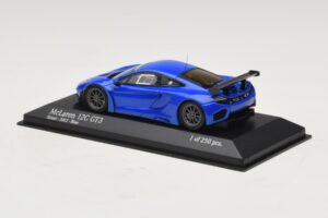 McLaren MP4-12C GT3 Street Blau Minichamps 1:43 437121397 Druckguss — Bild 3 von 4