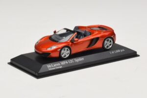 McLaren MP4-12C Spider Orange Metallic Minichamps 1:43 530133030 Druckguss — Bild 2 von 4